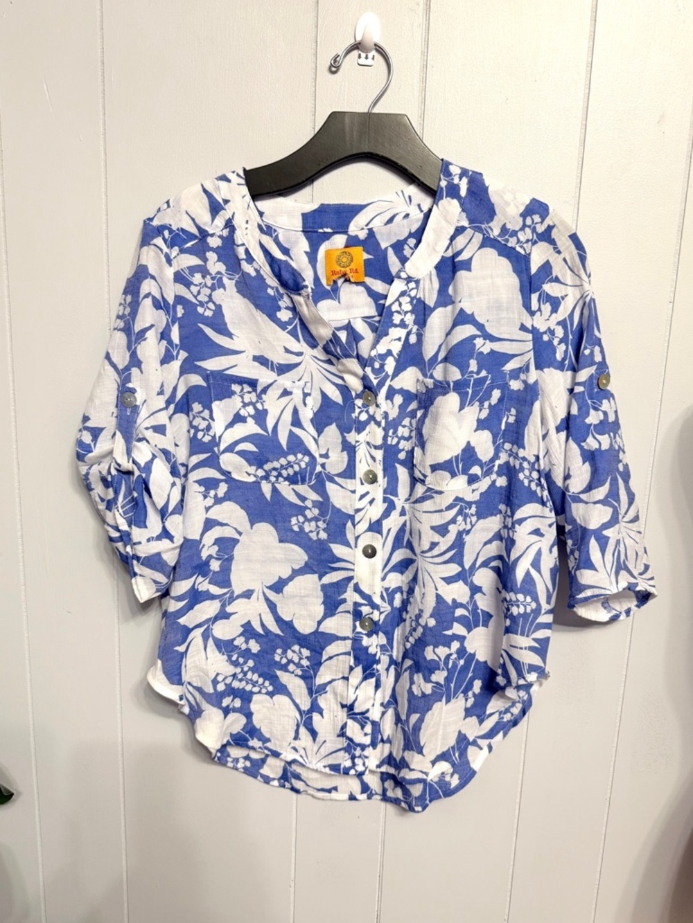 #16)  Ruby Rd. Blue & White Floral Button-Up Top